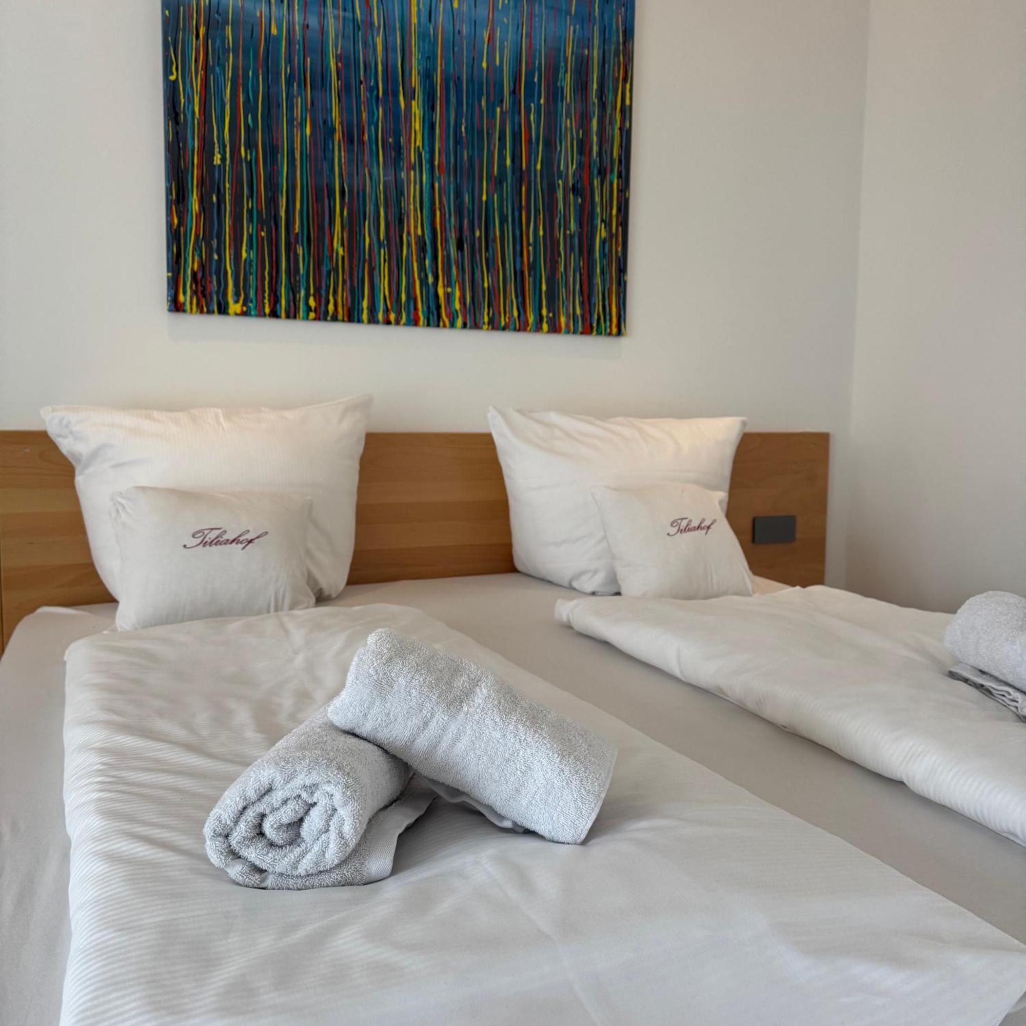 Weingut Tiliahof Bed & Breakfast Brauneberg Exterior photo
